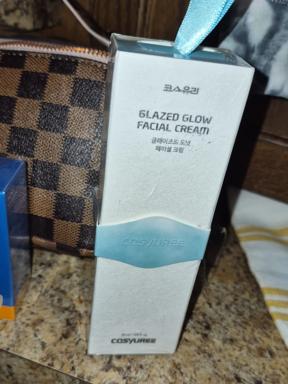 Glazed Glow Facial Cream — Light Blue